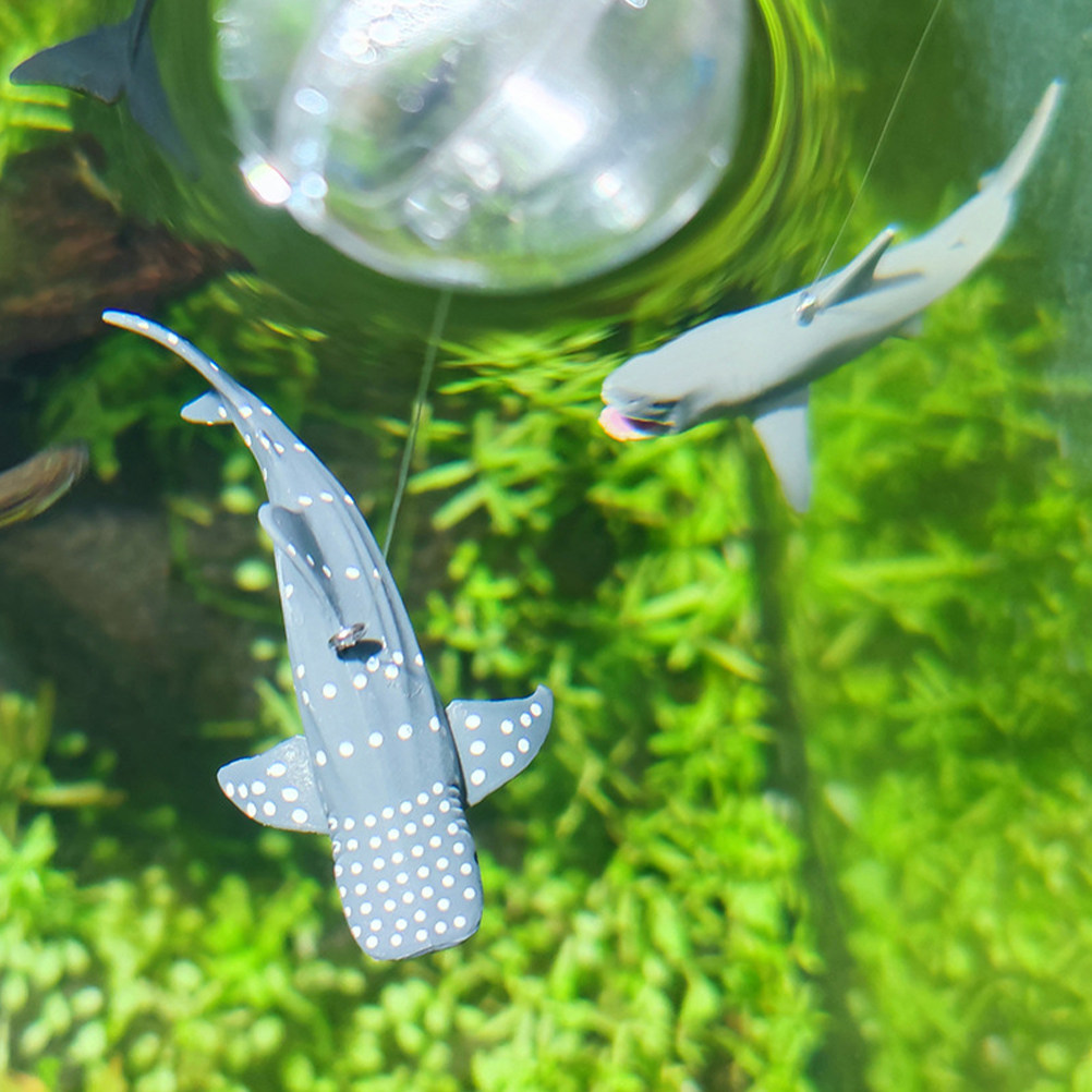 Aquarium Fish Shark - 3個入りフローティング水槽サメオーナメント、水槽装飾、鮮やかな色、色褪せなし、精巧なディテール、水によって制御された動き