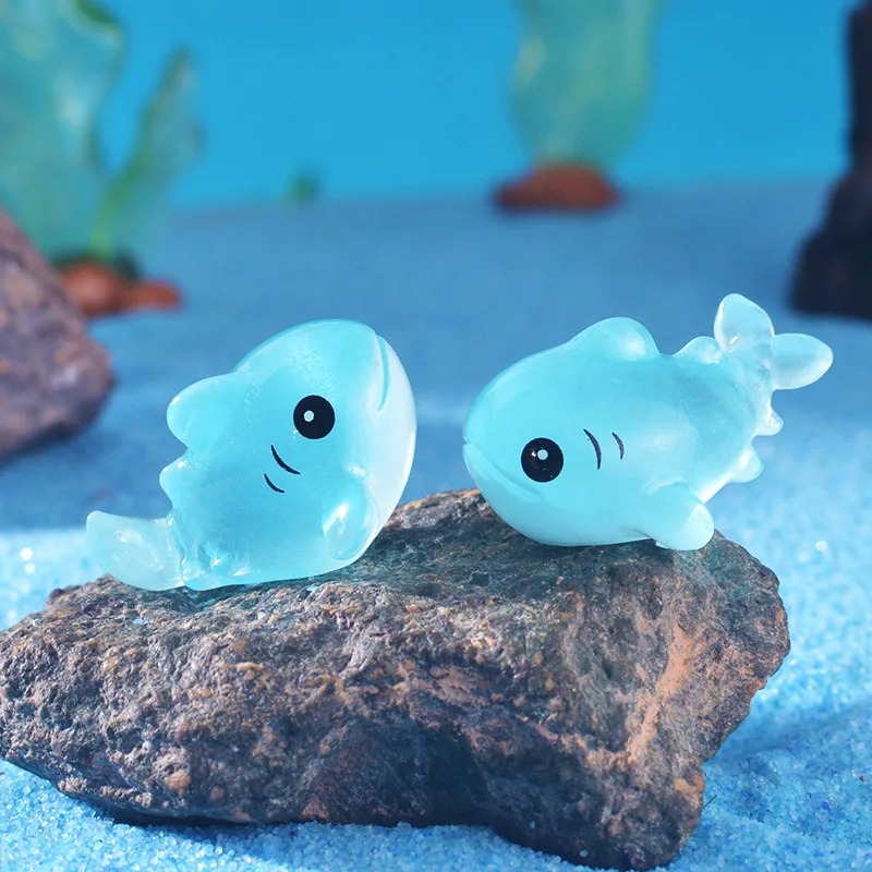 4 個発光サメ飾り海の魚の置物モデル DIY 家の装飾水族館 - Aquarium Fish Shark のレビューと価格