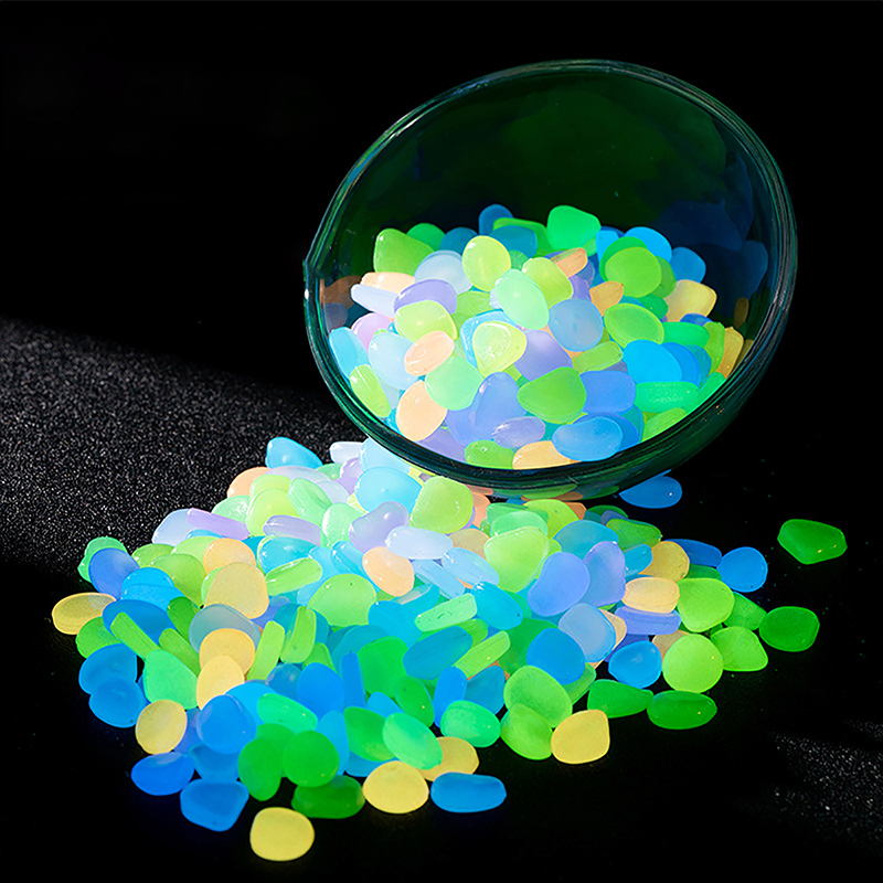 ●   100 個ガーデンデコレーション発光石暗闇で光る装飾 - Aquarium Fish Glow In The Dark のレビューと価格